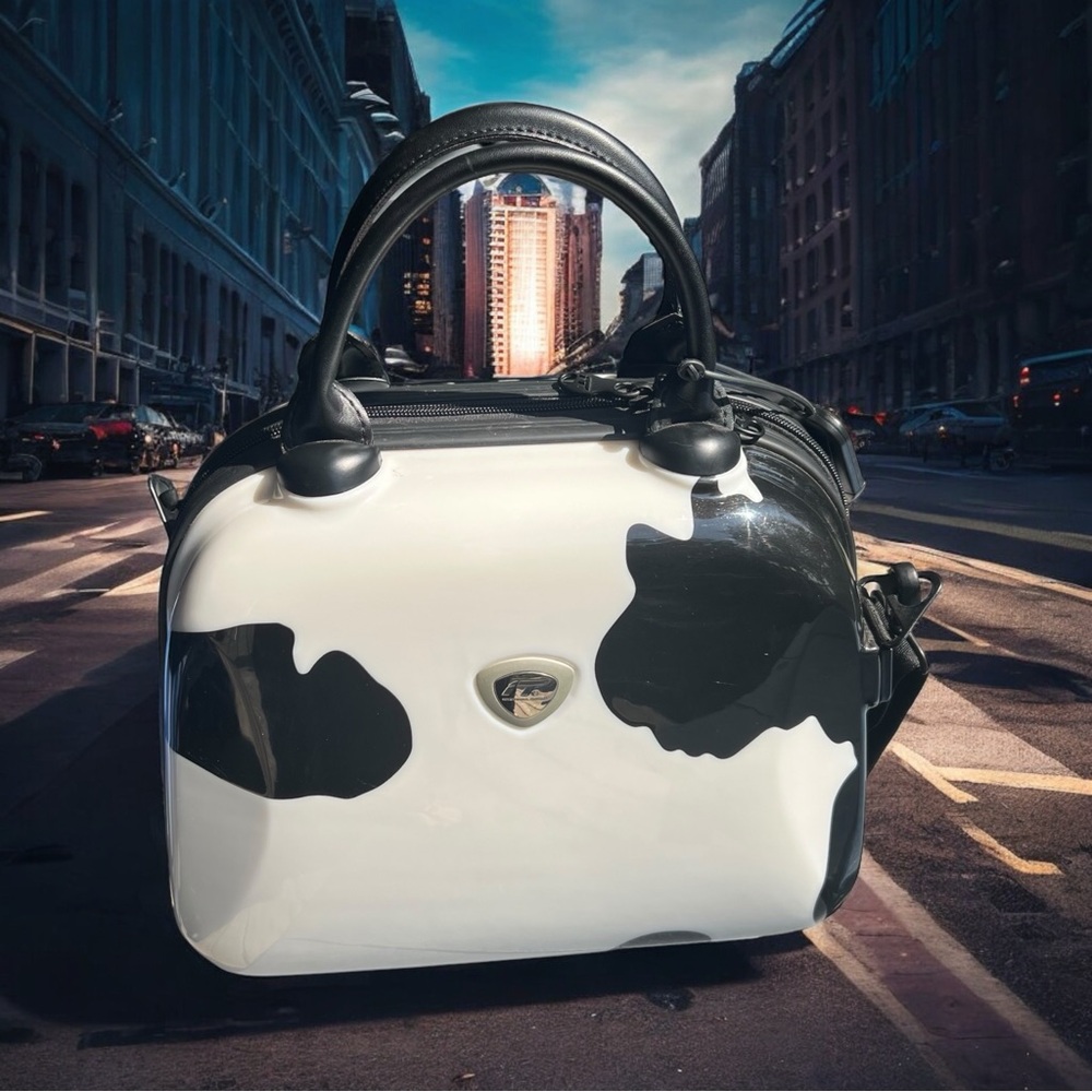 💖 Cow Print Hard Shell Travel Case 💖